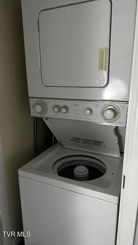 120 Raceday Center Drive Unit 205, Bristol, TN 37620