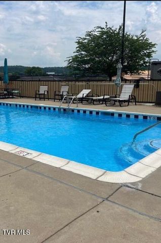 120 Raceday Center Drive Unit 205, Bristol, TN 37620