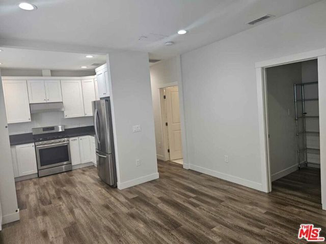 833 S Catalina Street, Los Angeles, CA 90005