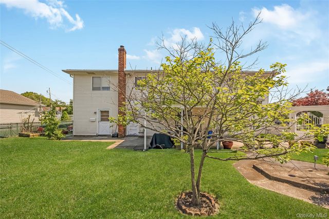 1540 7th Street, West Babylon, NY 11704