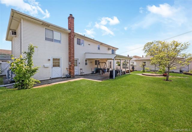 1540 7th Street, West Babylon, NY 11704