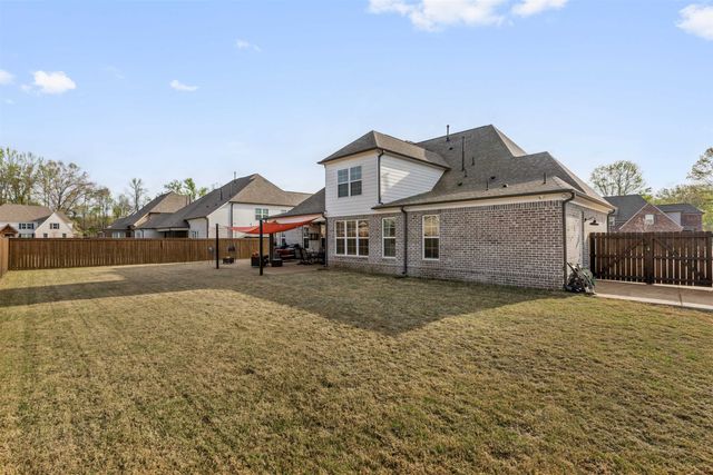 4921 MAPLE WALK DR, Lakeland, TN 38002