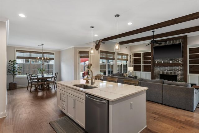 4921 MAPLE WALK DR, Lakeland, TN 38002