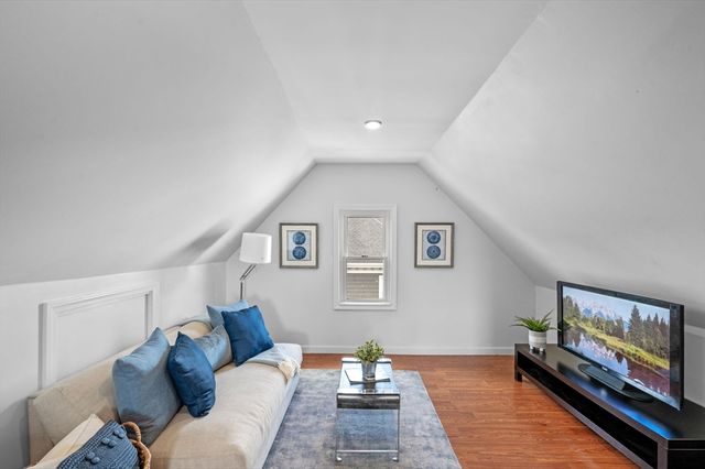 2 Ellis Terrace, Swampscott, MA 01907