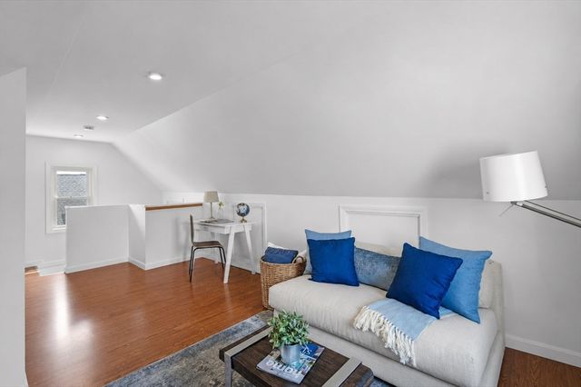 2 Ellis Terrace, Swampscott, MA 01907