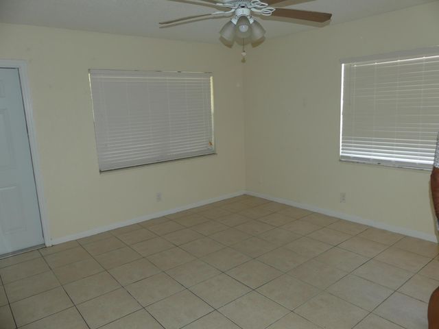131 SW 15TH Street 1-3, Pompano Beach, FL 33060