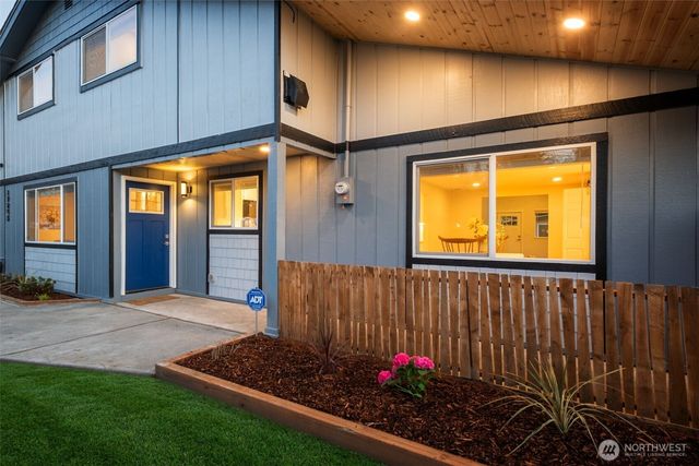 17245 SE 262nd Street, Covington, WA 98042