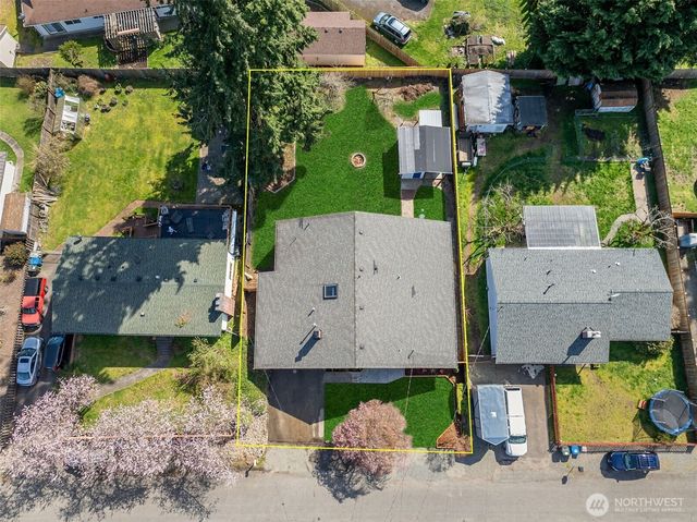 17245 SE 262nd Street, Covington, WA 98042