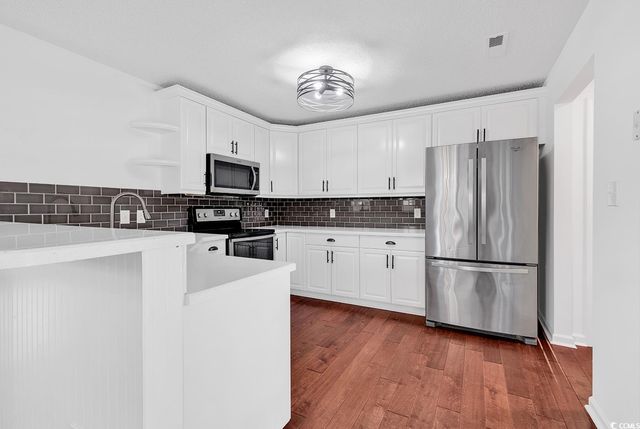553 Fox Chase Dr., Conway, SC 29527
