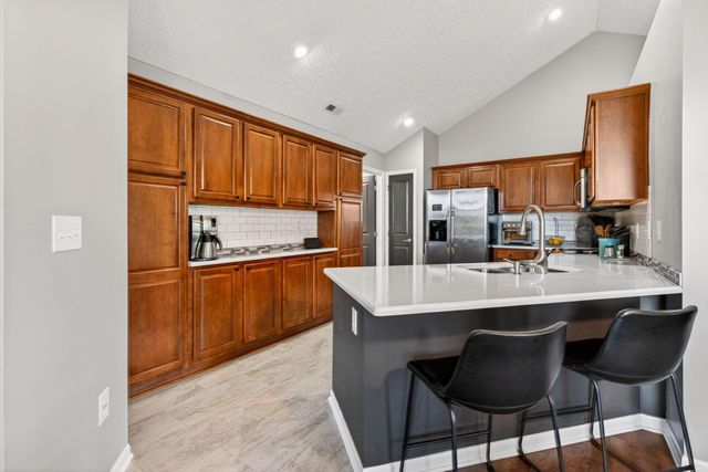 240 Waterside Drive, Delaware, OH 43015