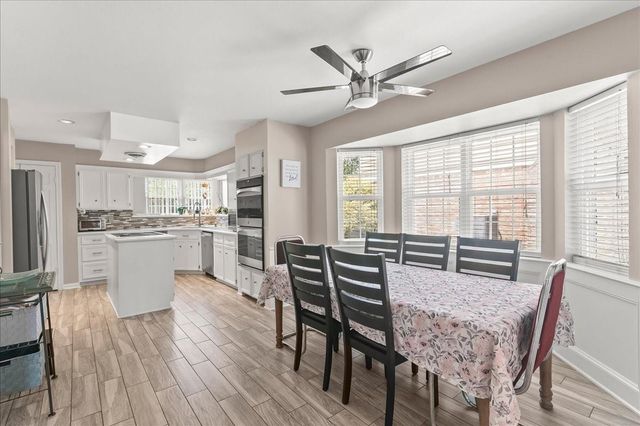 615 Abbotswood Court, Katy, TX 77450
