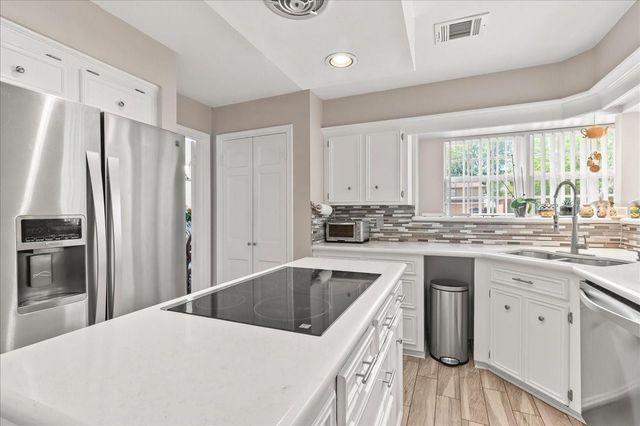 615 Abbotswood Court, Katy, TX 77450
