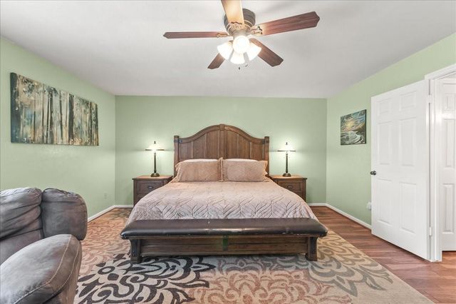 615 Abbotswood Court, Katy, TX 77450