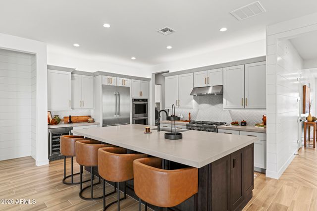 17669 W GUTHRIE Street, Surprise, AZ 85388