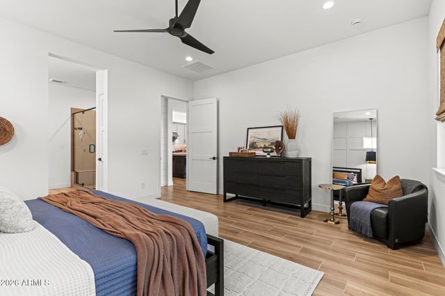 17669 W GUTHRIE Street, Surprise, AZ 85388