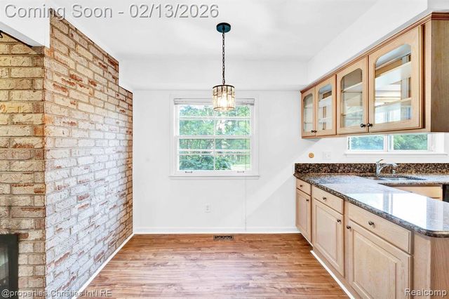 3014 Caswell Drive, Troy, MI 48084