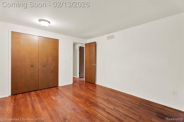 3014 Caswell Drive, Troy, MI 48084