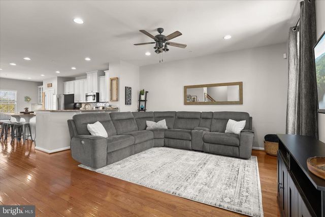 919 MAGNOLIA BLOSSOM CT, Sykesville, MD 21784