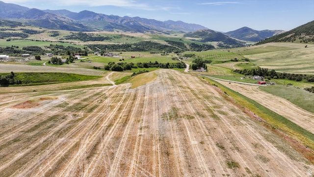 5588 E GLENDALE RD, Preston, ID 83263