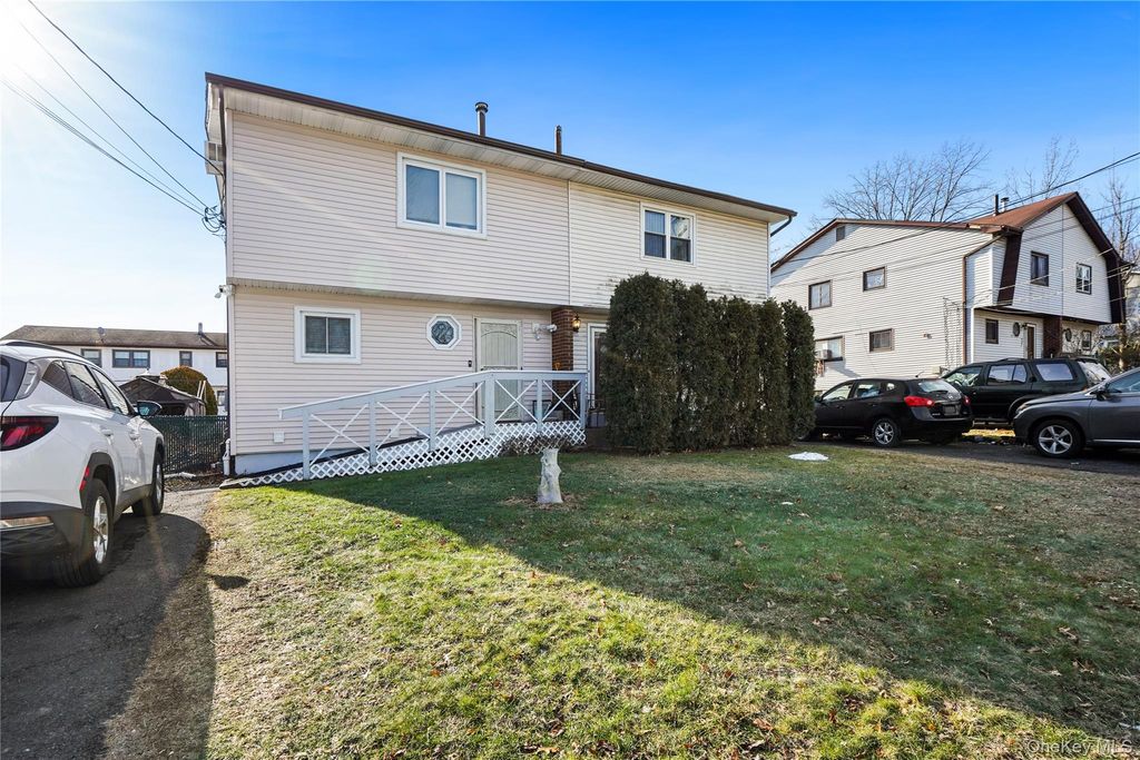 82 Division Avenue, Spring Valley, NY 10977