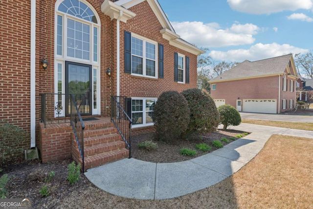 26 Hampton Lane, Cartersville, GA 30120