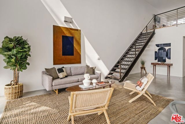 803 Wilcox Avenue 10, Los Angeles, CA 90038