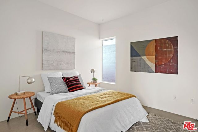 803 Wilcox Avenue 10, Los Angeles, CA 90038