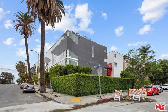 803 Wilcox Avenue 10, Los Angeles, CA 90038