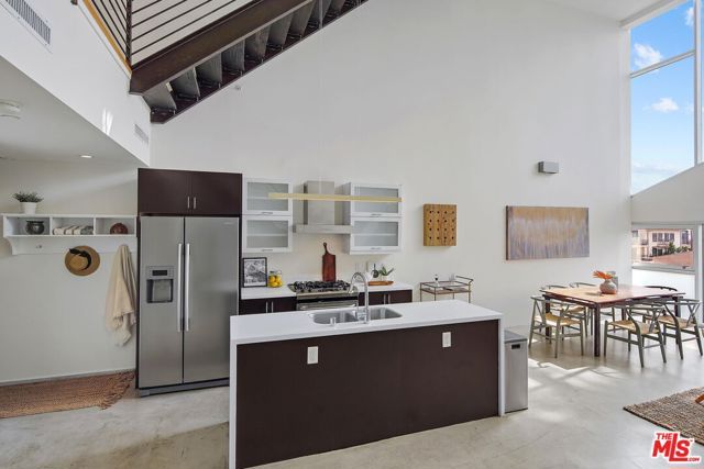 803 Wilcox Avenue 10, Los Angeles, CA 90038
