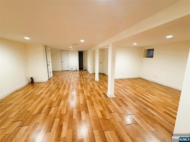 378 S Terhune Avenue, Paramus, NJ 07652