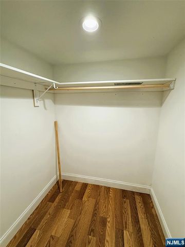 378 S Terhune Avenue, Paramus, NJ 07652