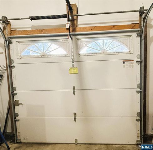 378 S Terhune Avenue, Paramus, NJ 07652