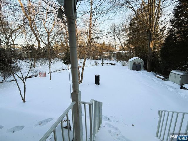 378 S Terhune Avenue, Paramus, NJ 07652