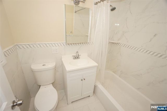 378 S Terhune Avenue, Paramus, NJ 07652