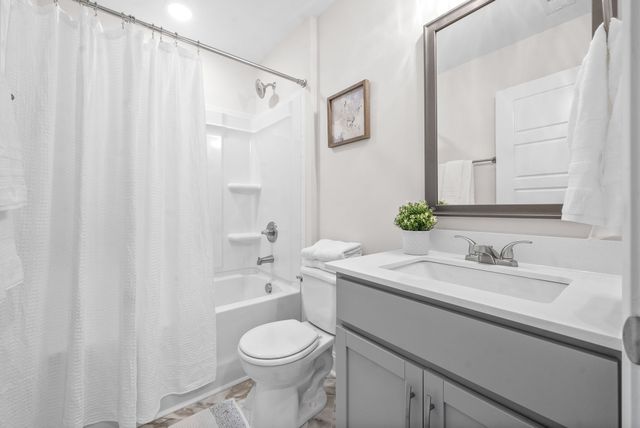 2709 Brewster Dr, Clarksville, TN 37042