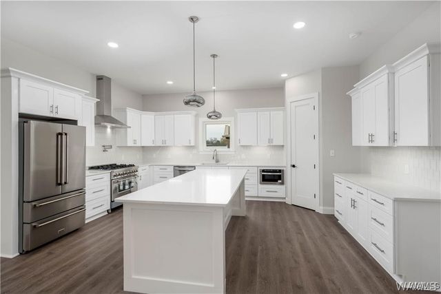 1748 12th, Tuscaloosa, AL 35401