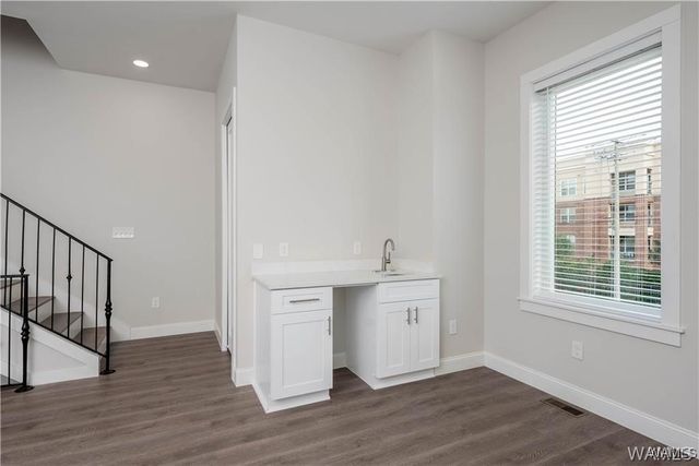 1748 12th, Tuscaloosa, AL 35401