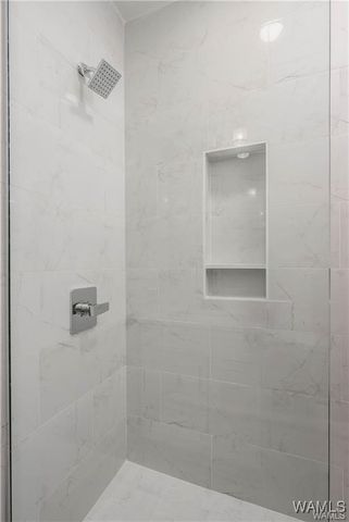 1748 12th, Tuscaloosa, AL 35401