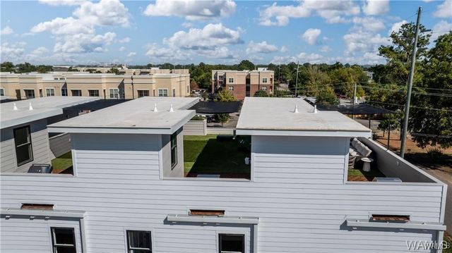 1748 12th, Tuscaloosa, AL 35401