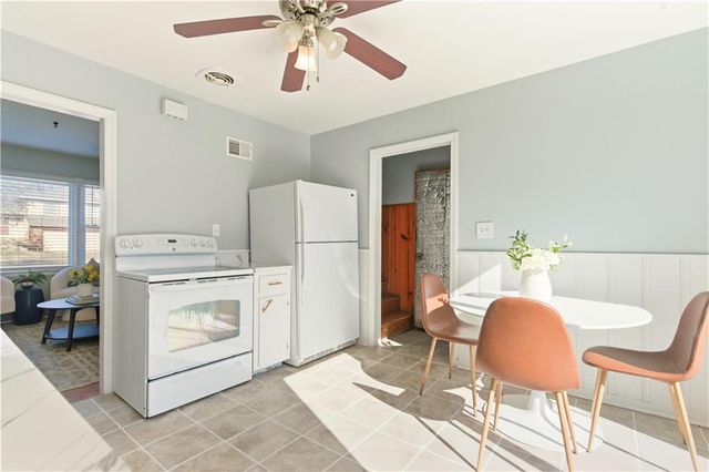 409 E 90th Street, Kansas City, MO 64131