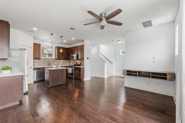 2605 Witsome LOOP 40 C, Austin, TX 78741