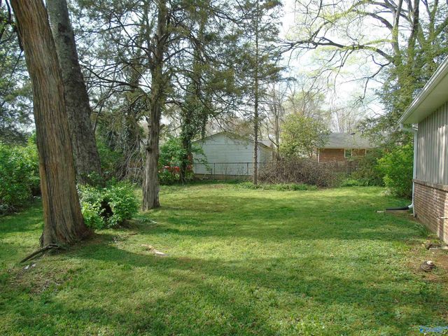 2504 Maysville Circle NE, Huntsville, AL 35811