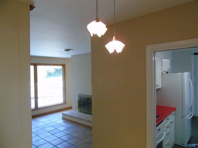 2504 Maysville Circle NE, Huntsville, AL 35811