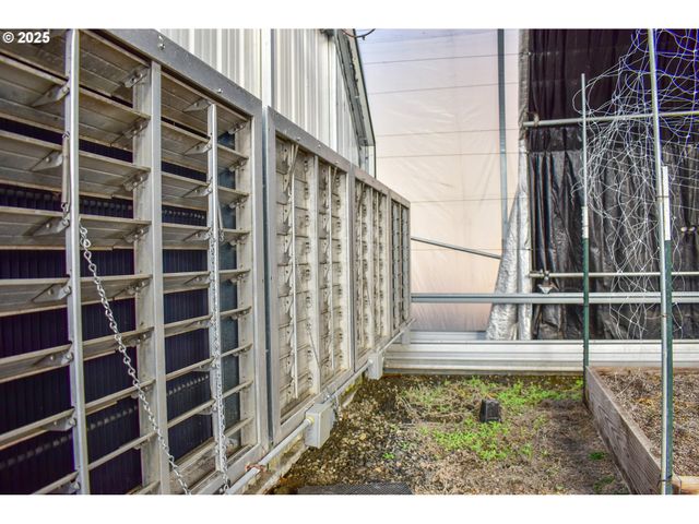 1379 HUMBUG CREEK Rd, Applegate, OR 97530