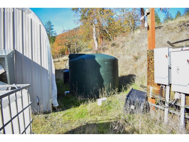1379 HUMBUG CREEK Rd, Applegate, OR 97530