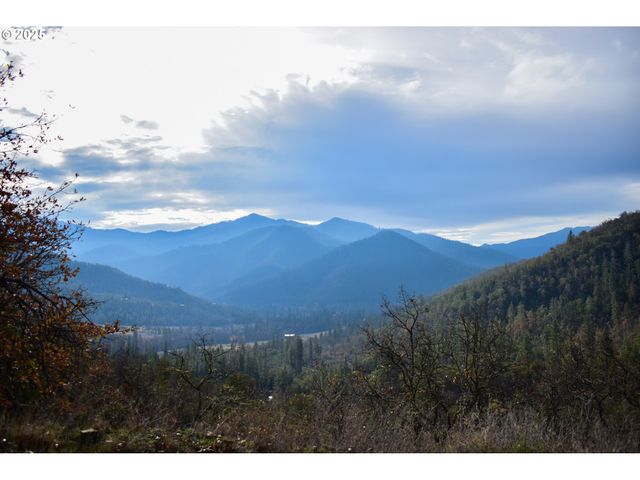 1379 HUMBUG CREEK Rd, Applegate, OR 97530