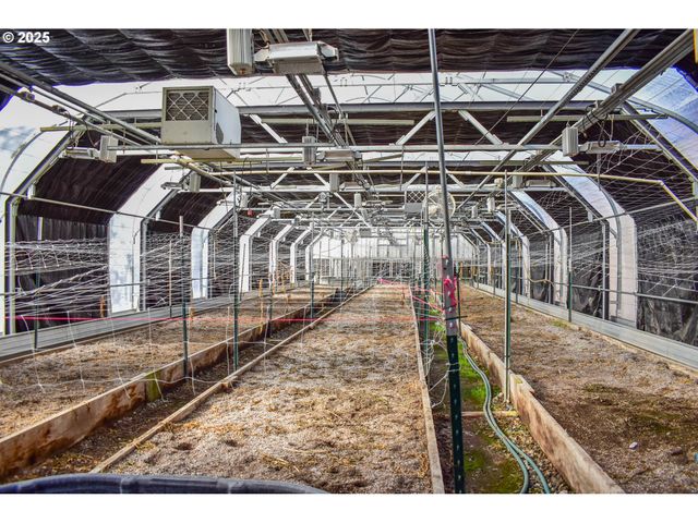 1379 HUMBUG CREEK Rd, Applegate, OR 97530