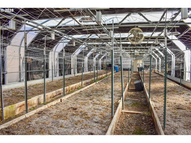 1379 HUMBUG CREEK Rd, Applegate, OR 97530