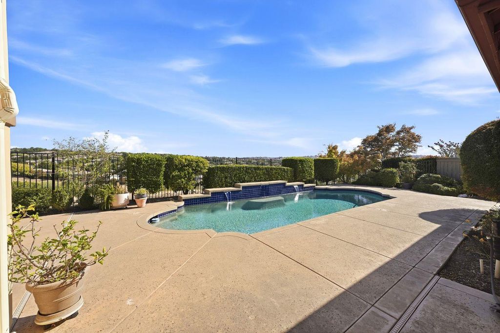 5031 Tesoro Way, El Dorado Hills, CA 95762