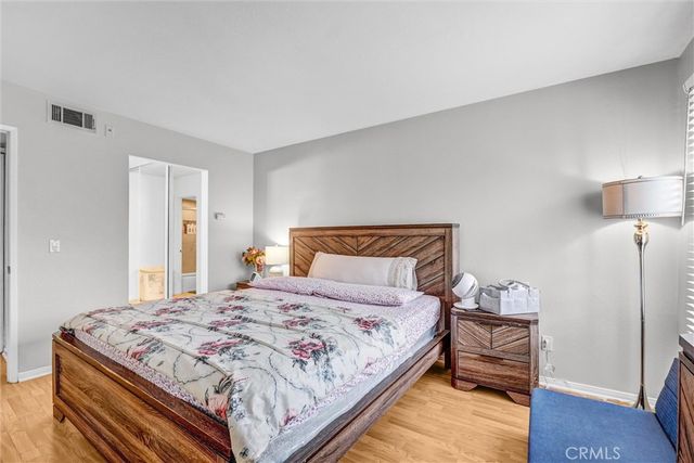 5500 Owensmouth Ave 122, Woodland Hills, CA 91367